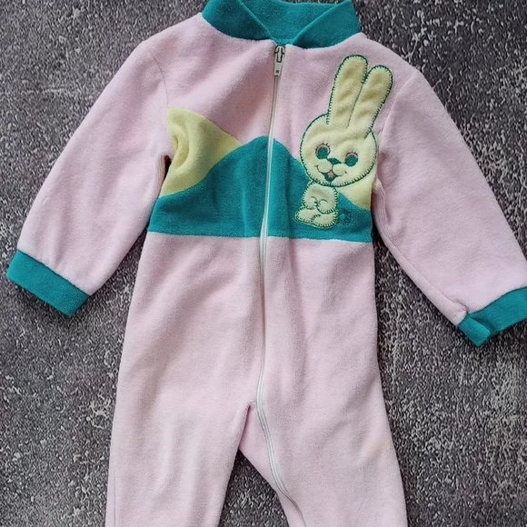 VINTAGE Kids One Piece with Bunny Design - Pink and Teal OPTI ZIPPER - Picture 3 of 8